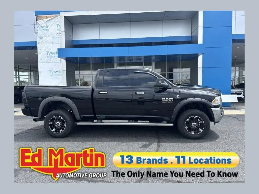2014 RAM 2500 Laramie 4X4 Crew Cab SWB's photo
