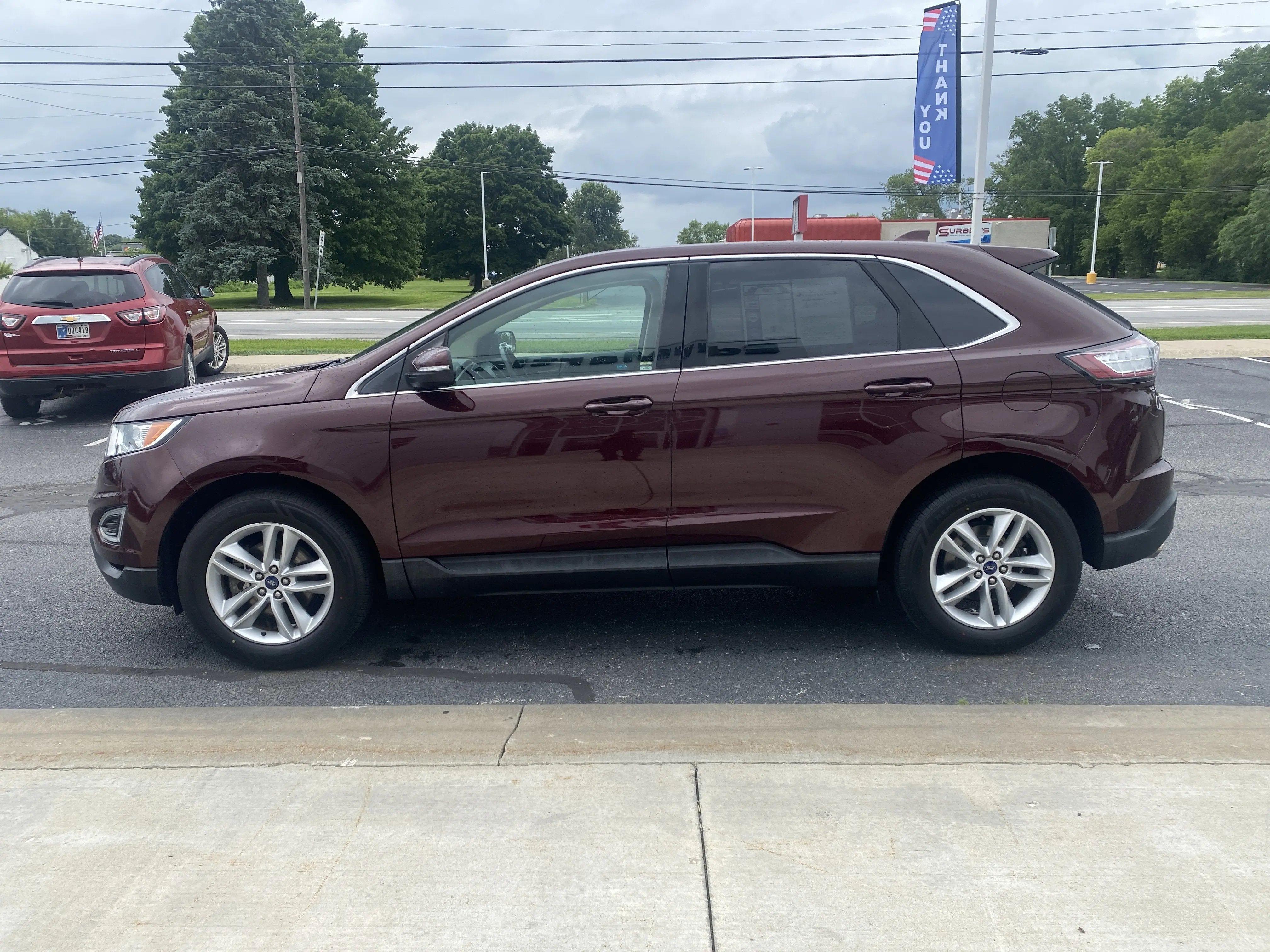 2017 Ford Edge SEL photo 5