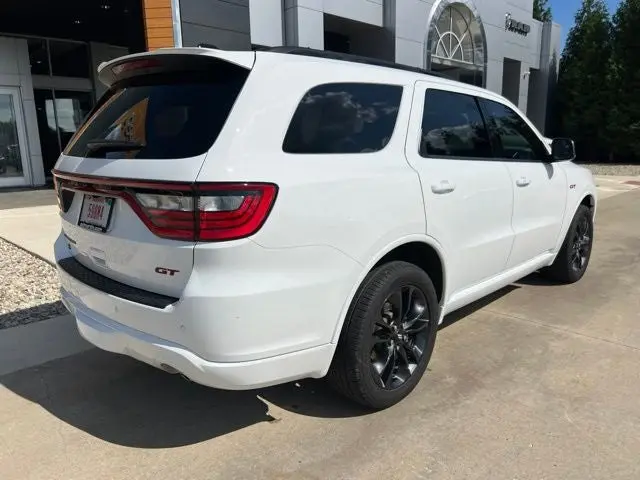 2025 Dodge Durango GT Plus AWD photo 3