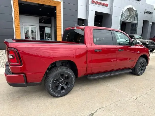 2026 RAM 1500 Express 4x4 Crew Cab 5'7 photo 3