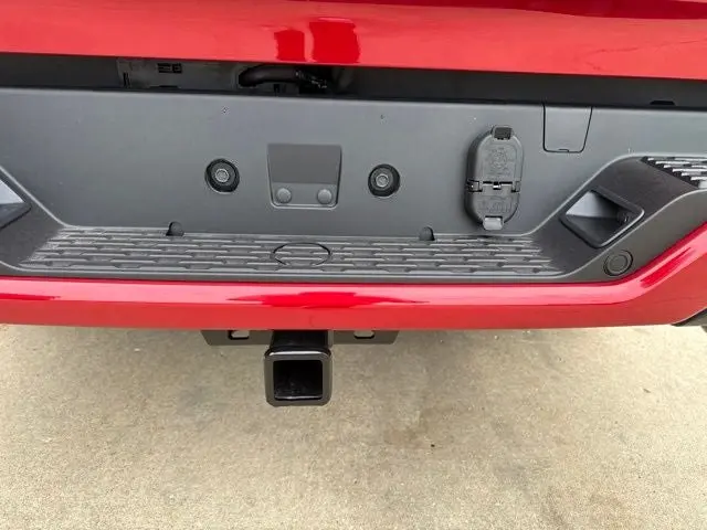 2026 RAM 1500 Express 4x4 Crew Cab 5'7 photo 5
