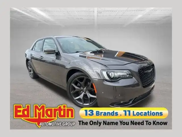 2021 Chrysler 300 S's photo
