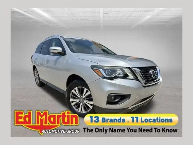 2020 Nissan Pathfinder SV 4WD's photo