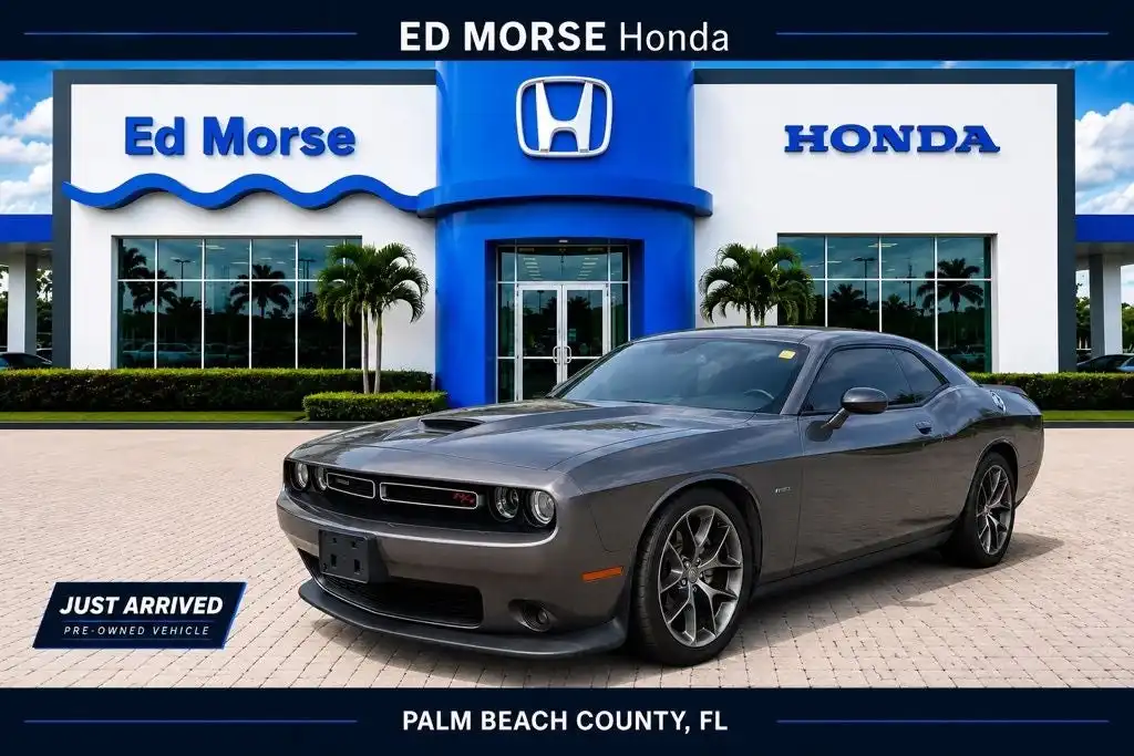 2019 Dodge Challenger R/T Plus's photo