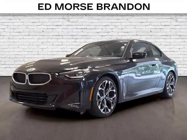 2025 BMW 2 Series 230i Coupe's photo