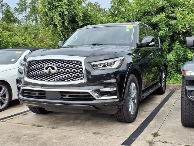 2023 INFINITI QX80 Luxe's photo