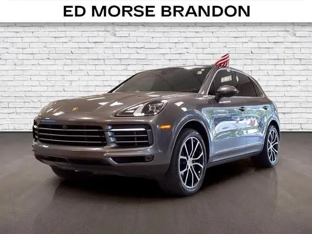 2019 Porsche Cayenne S photo 1