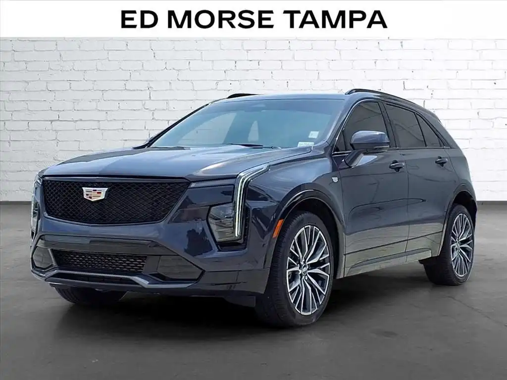 2024 Cadillac XT4 Sport's photo