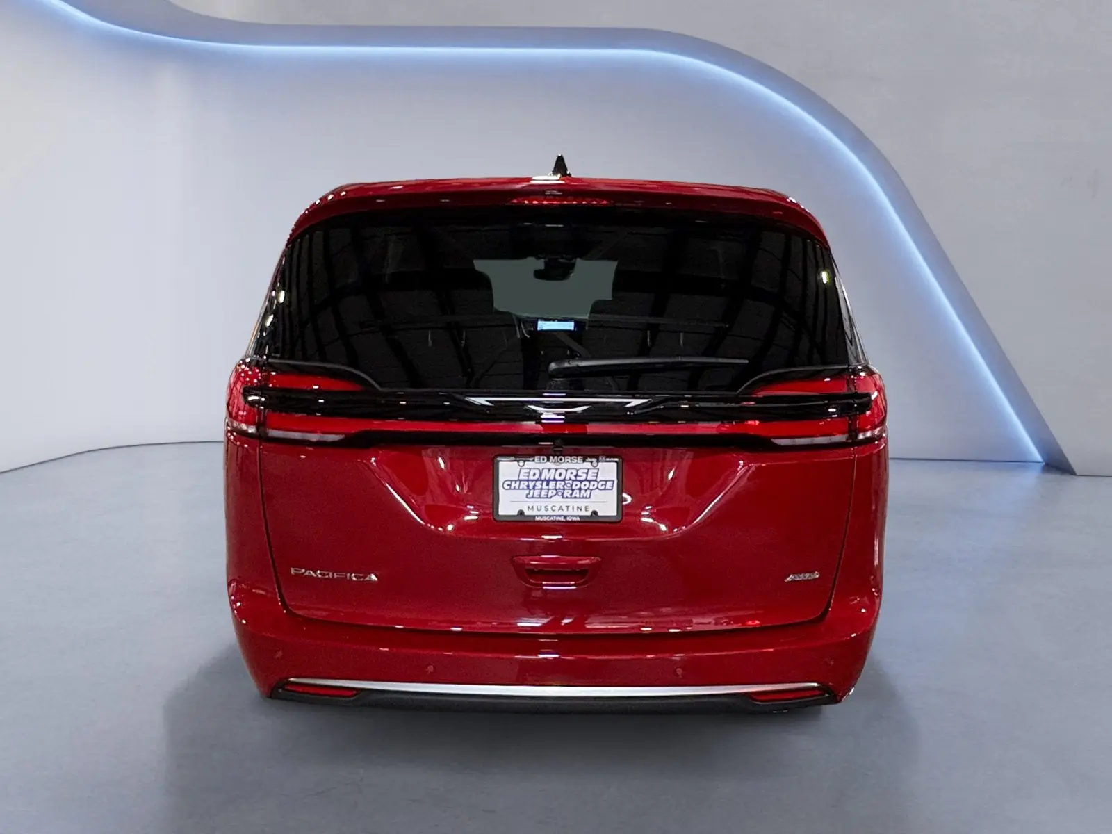2027 Chrysler Pacifica Select AWD photo 4