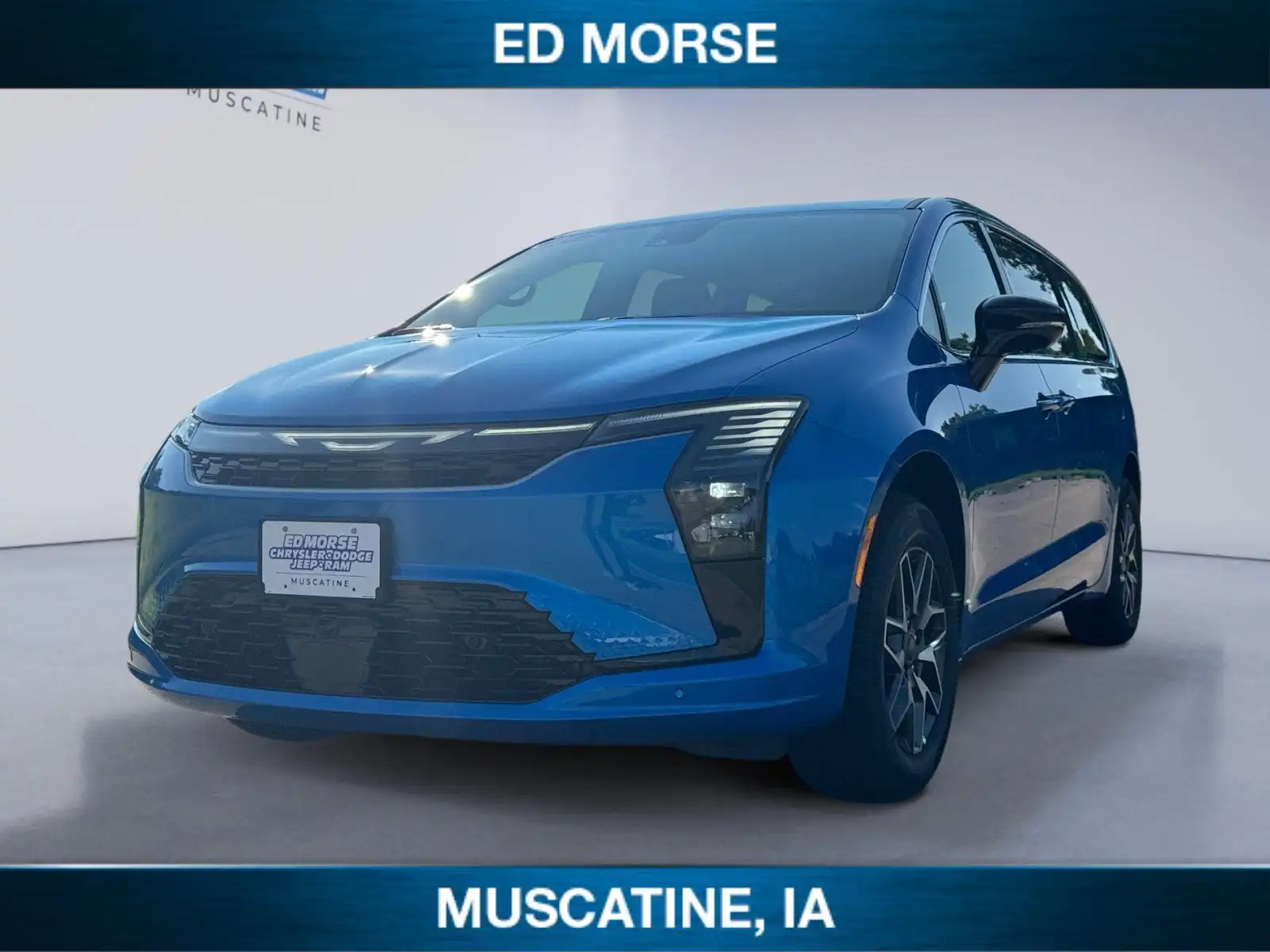 2027 Chrysler Pacifica Limited AWD's photo