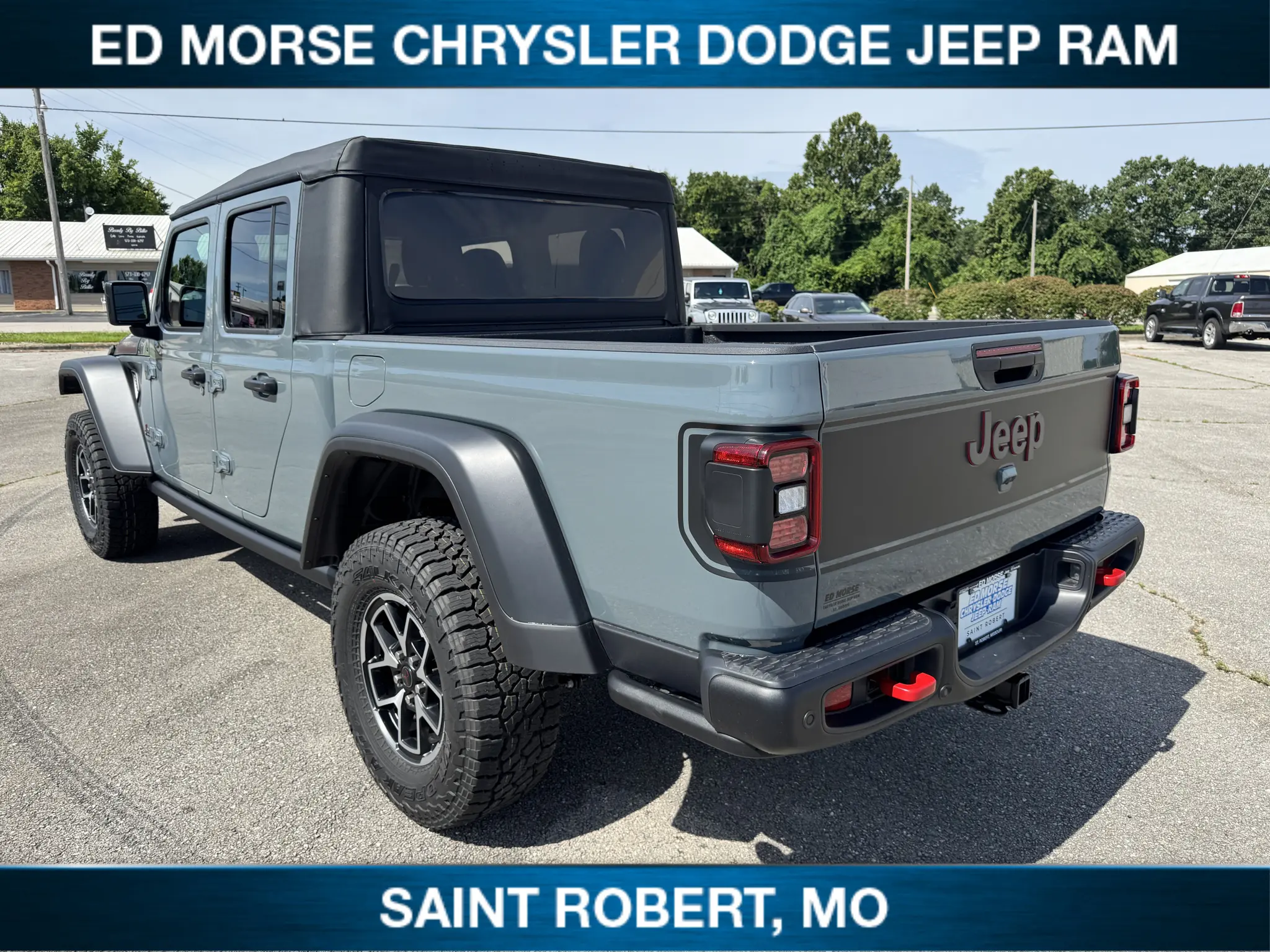 2026 Jeep Gladiator Shadow Ops Auto photo 5