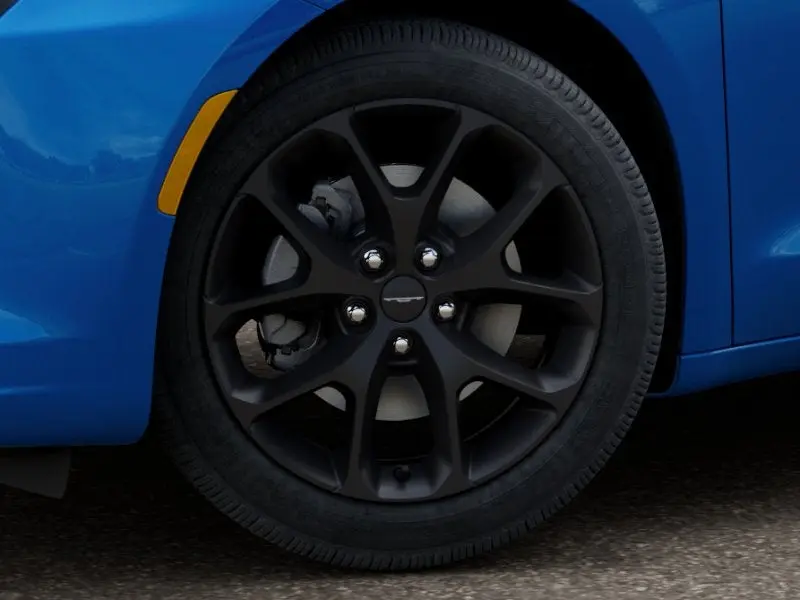 2027 Chrysler Pacifica Select AWD photo 4