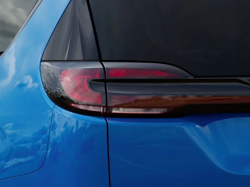2027 Chrysler Pacifica Select AWD photo 5