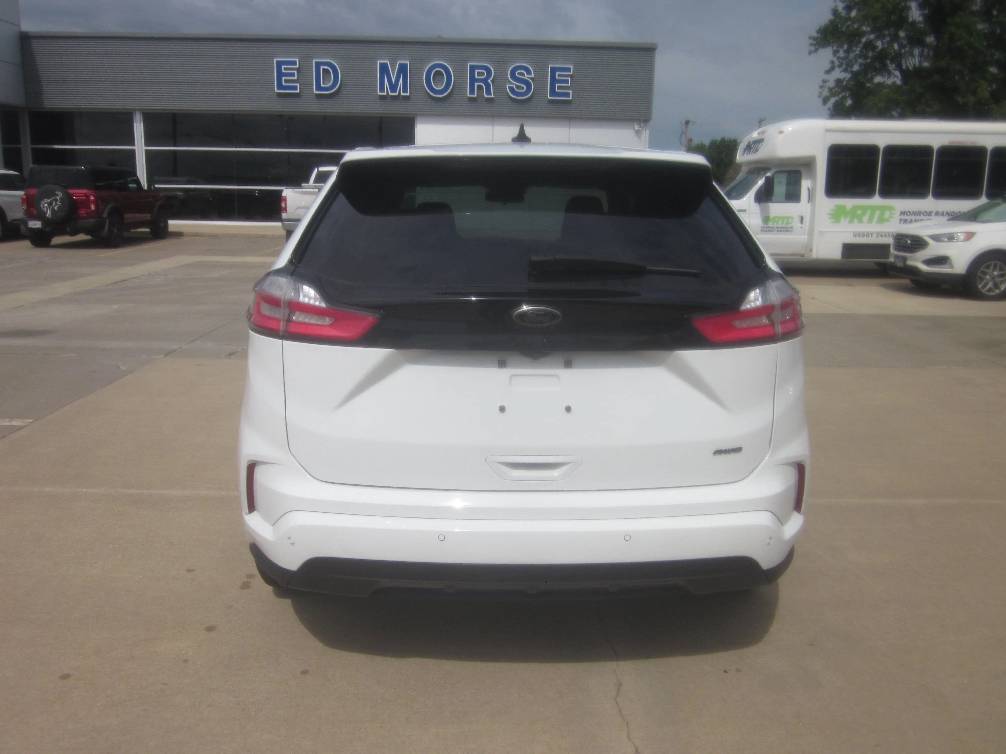 2024 Ford Edge SE AWD photo 5