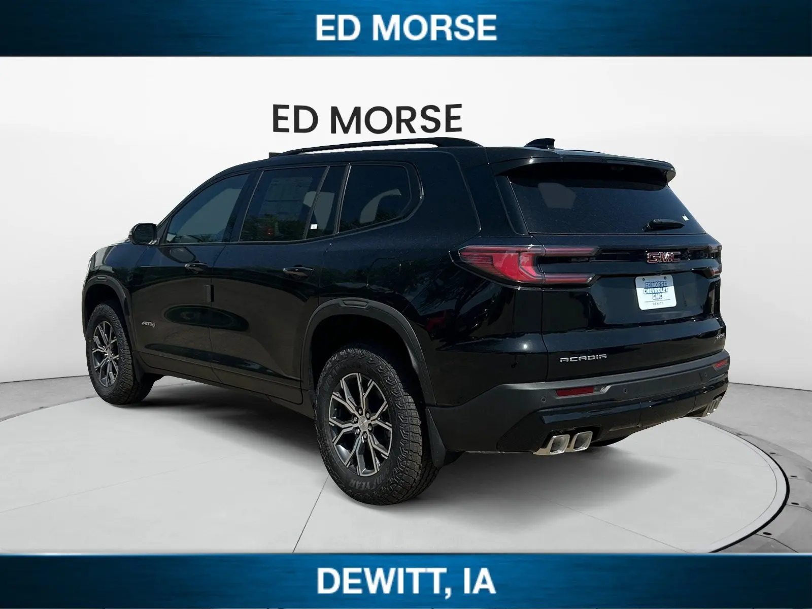 2026 GMC Acadia AT4 AWD photo 3