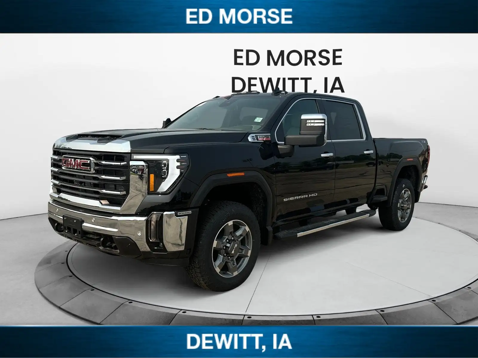 2025 GMC Sierra SLT 4WD Crew Cab Standard Box's photo