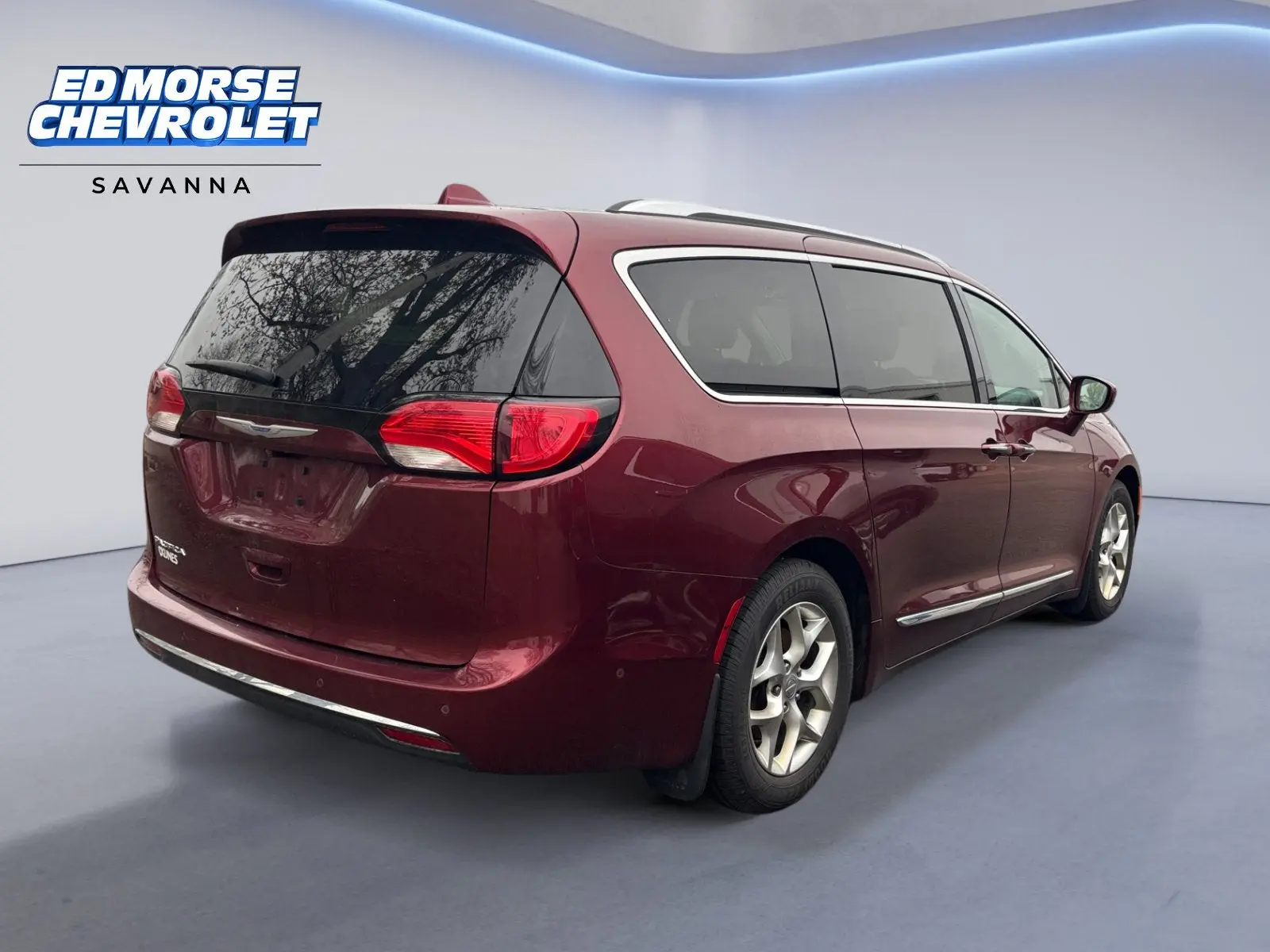 2018 Chrysler Pacifica Touring L Plus photo 5