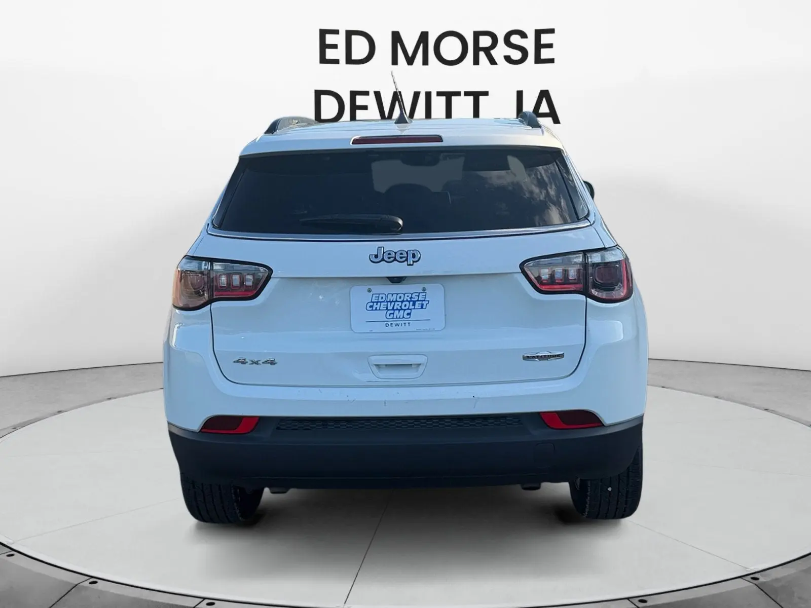2025 Jeep Compass Latitude 4WD photo 4