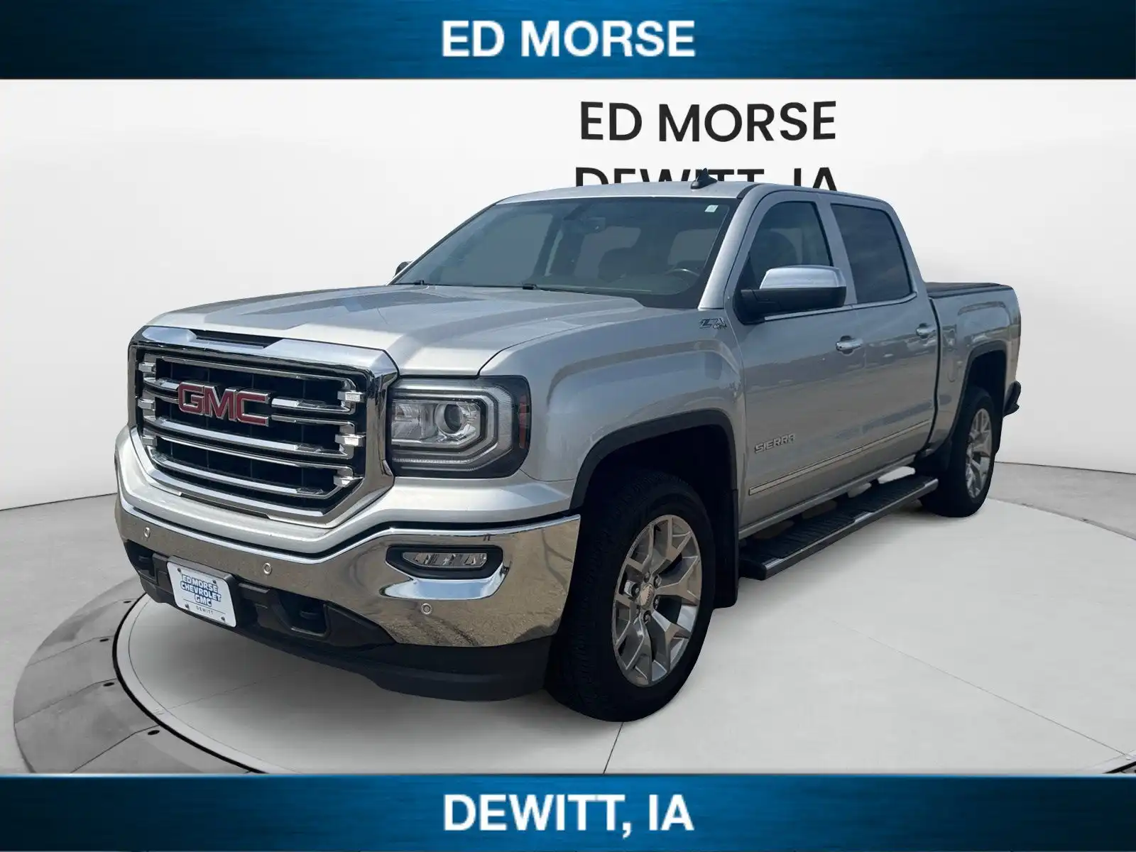 2018 GMC Sierra 4WD Crew Cab Short Box SLT's photo