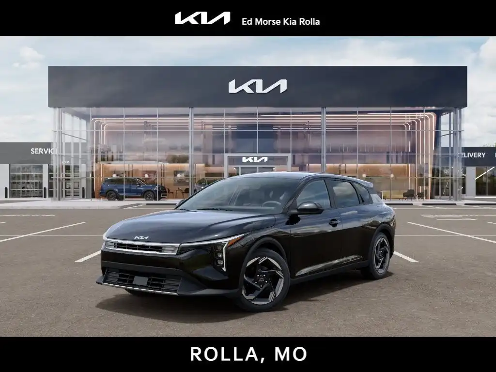 2026 Kia K4 EX AT Hatchback's photo