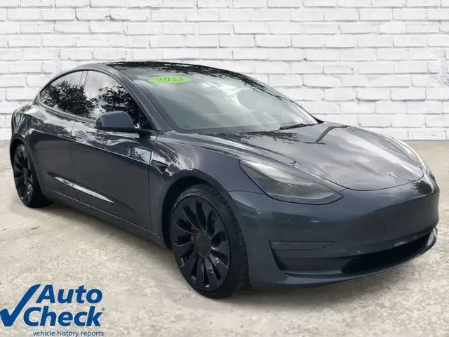 2023 Tesla Model 3 Performance photo 5