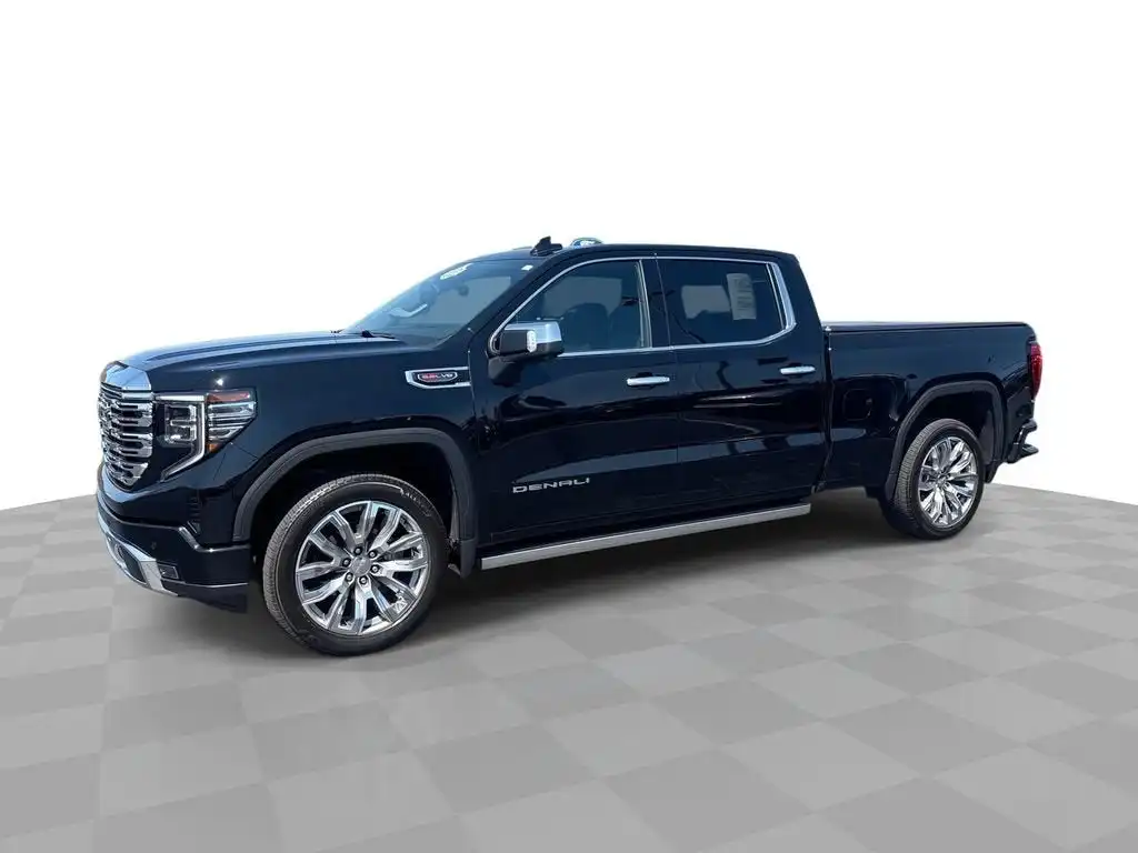 2025 GMC Sierra 4WD Crew Cab Standard Box Denali's photo