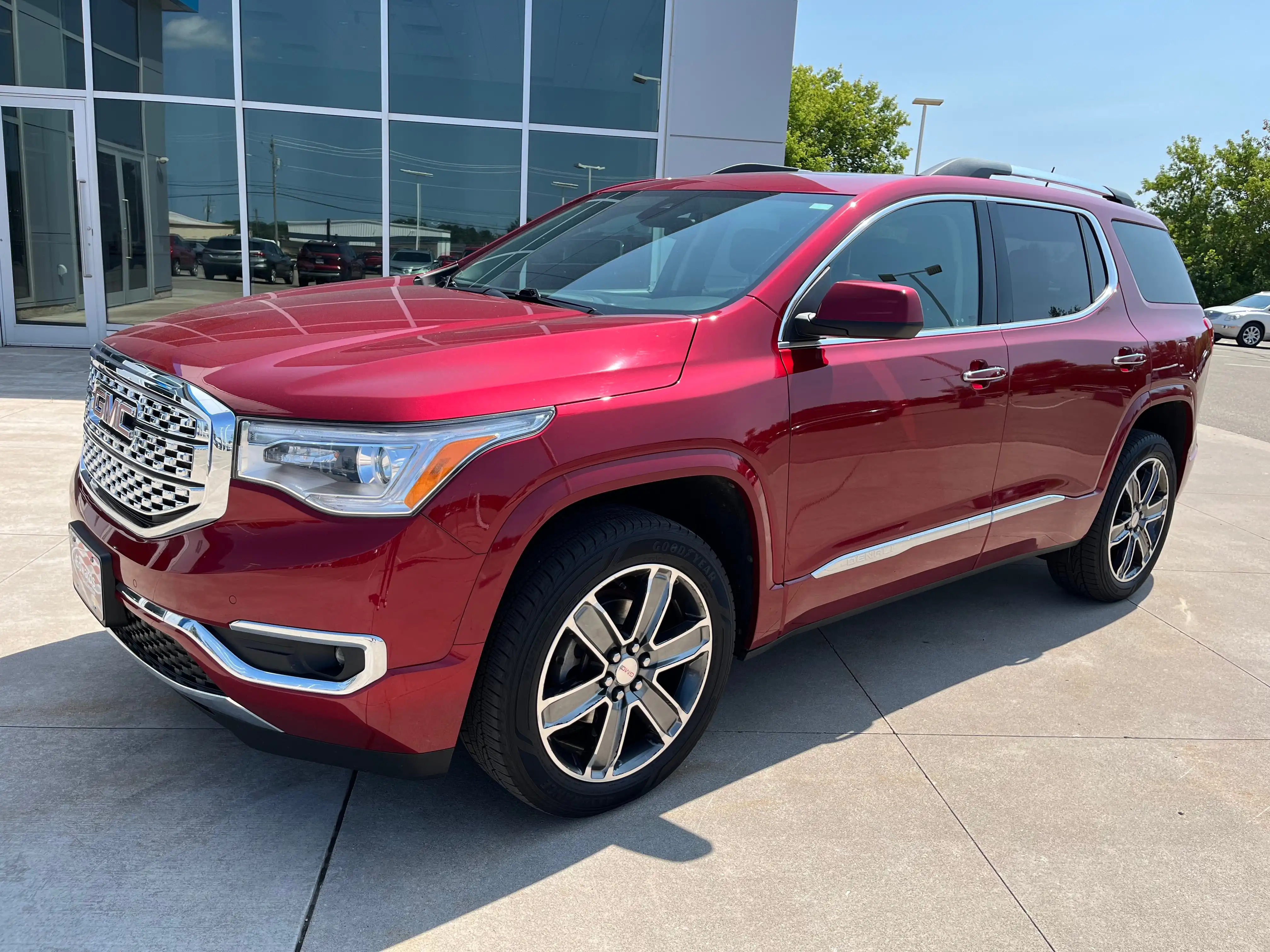 2019 GMC Acadia Denali AWD's photo