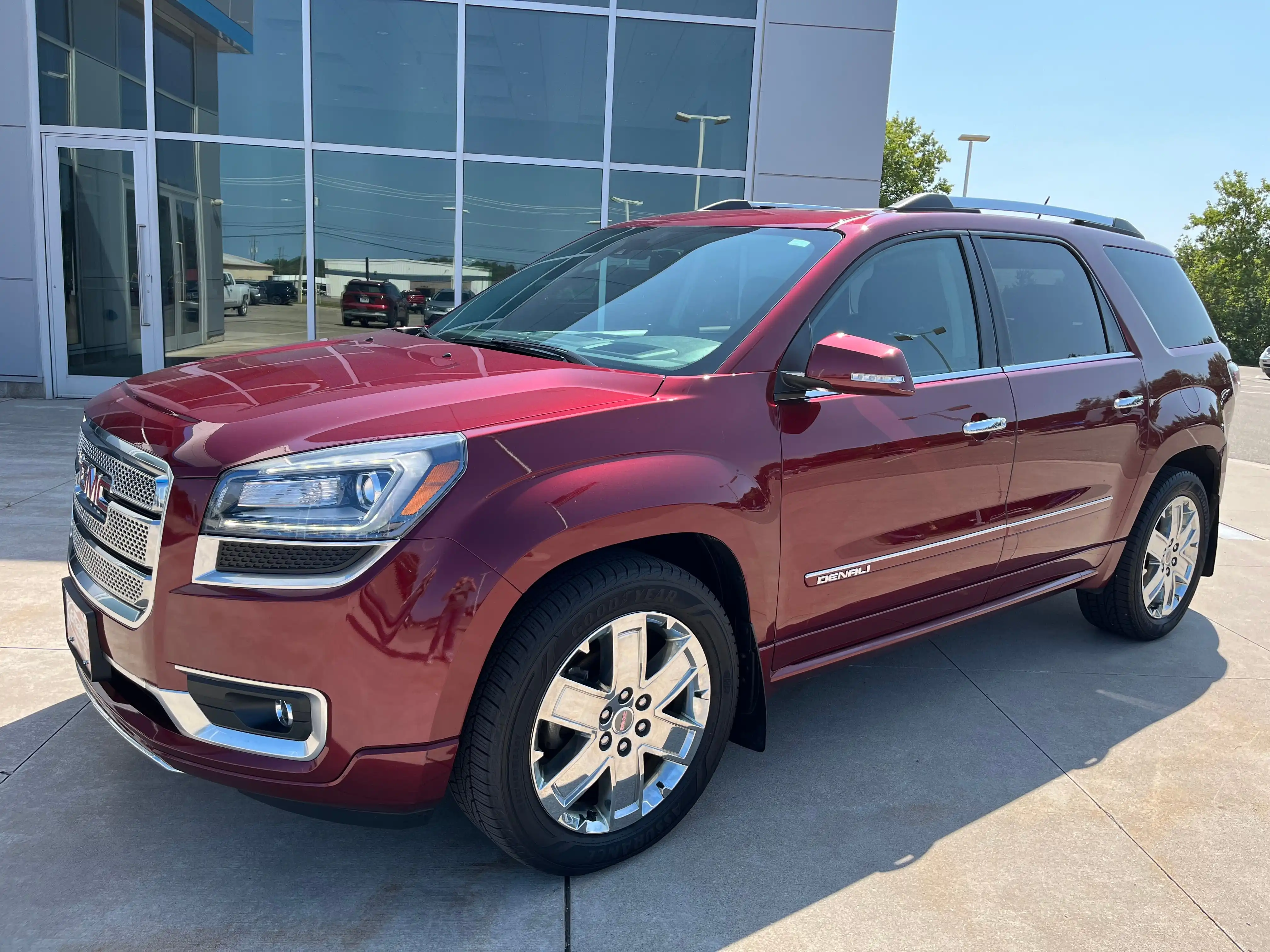 2015 GMC Acadia AWD Denali's photo