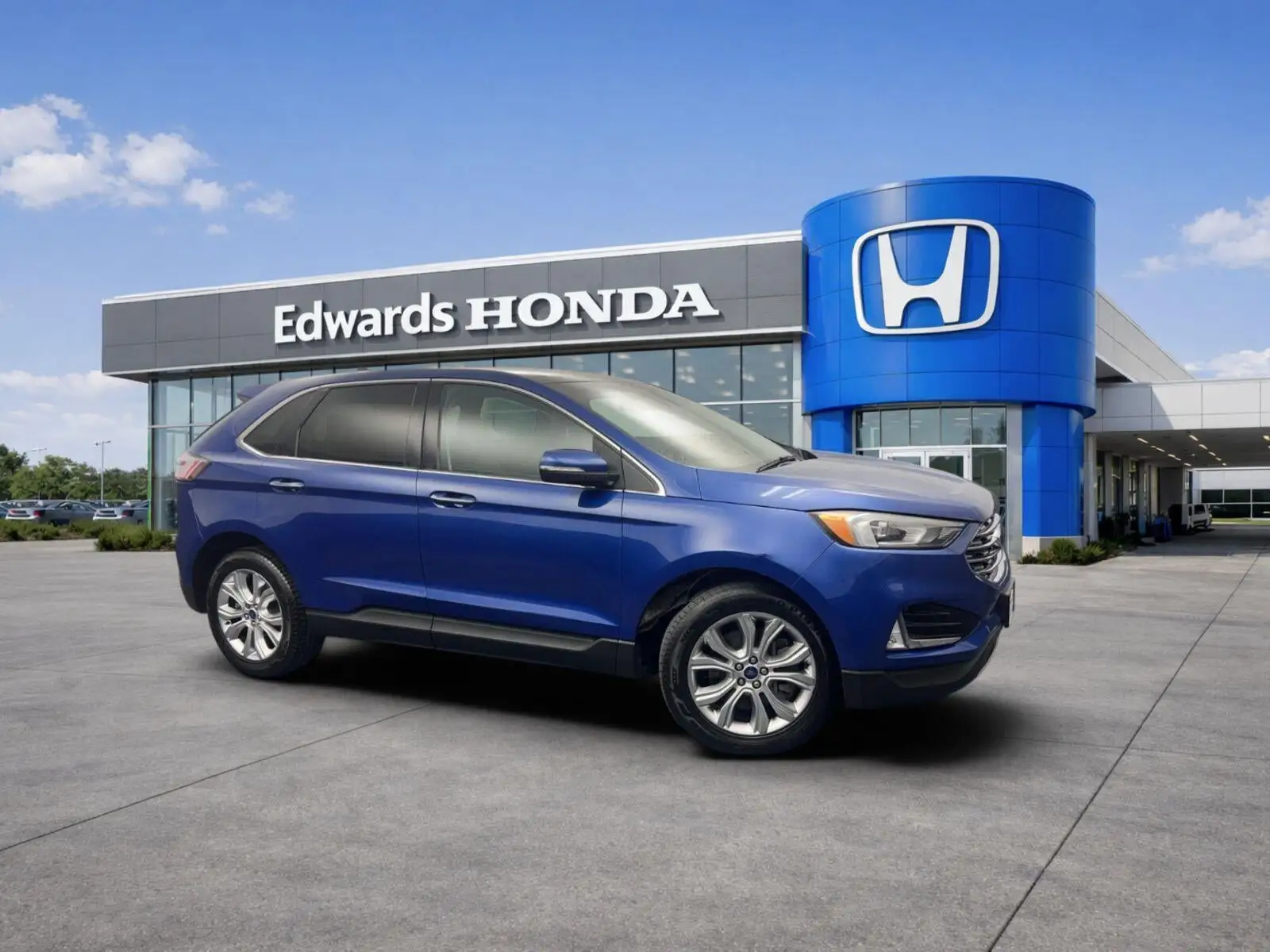 2021 Ford Edge Titanium AWD photo 1