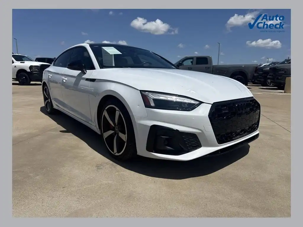 2024 Audi A5 Sportback 45 Premium Plus quattro S tronic's photo