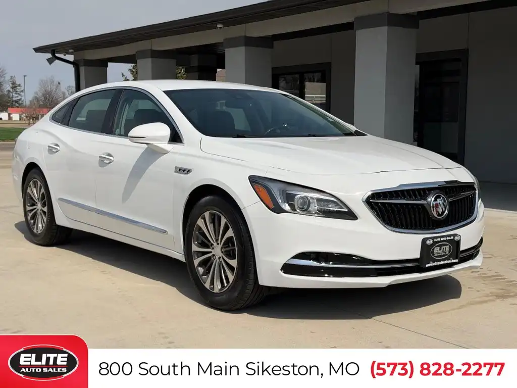 2017 Buick LaCrosse Premium's photo