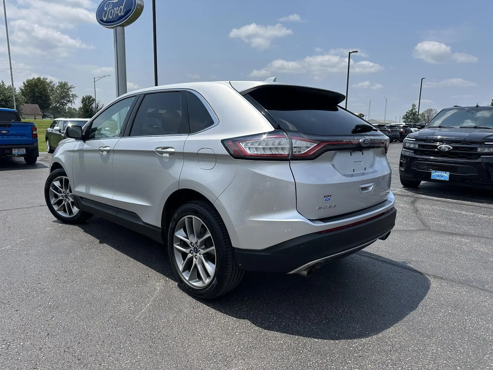 2018 Ford Edge Titanium photo 5