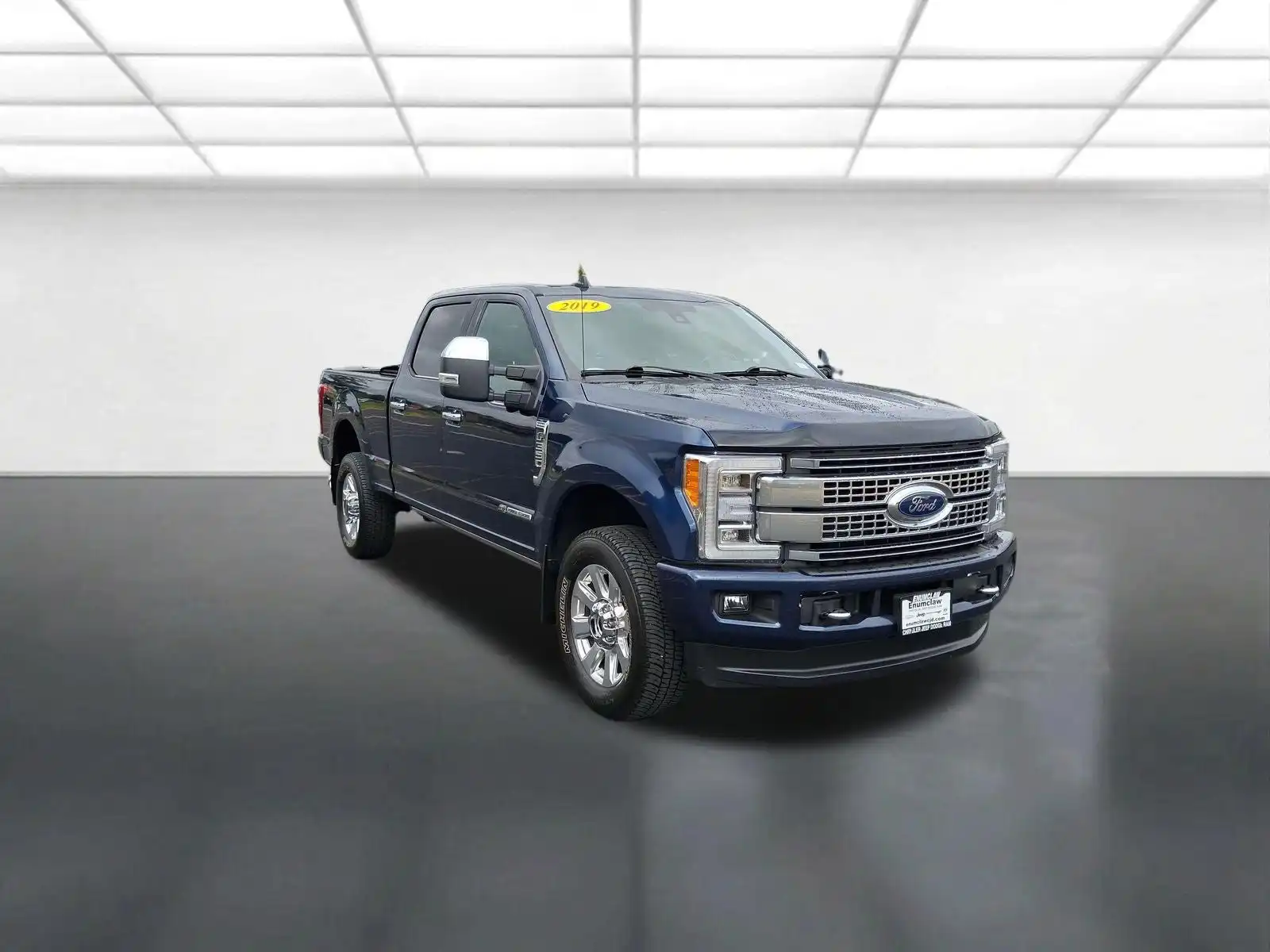 2019 Ford F-350 Platinum 4x4 Crew Cab 160 in SRW's photo