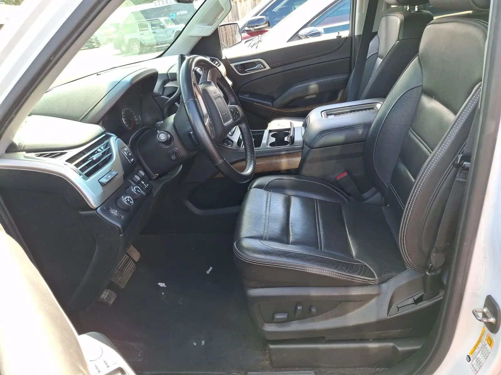 2019 GMC Yukon Denali photo 5