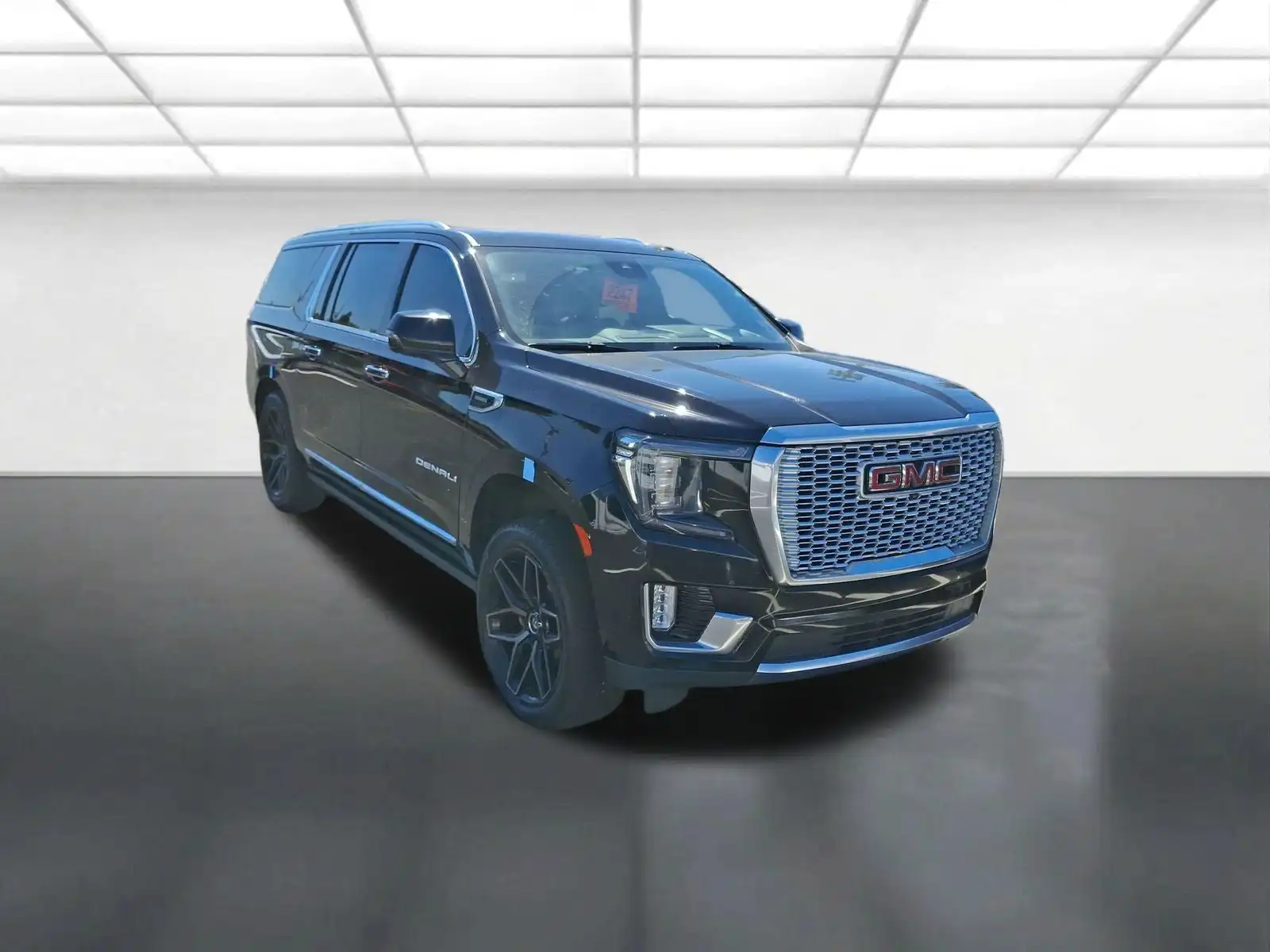 2023 GMC Yukon Denali's photo