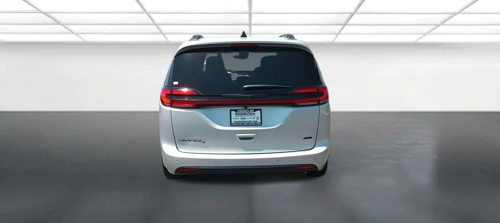 2026 Chrysler Pacifica Select AWD photo 4