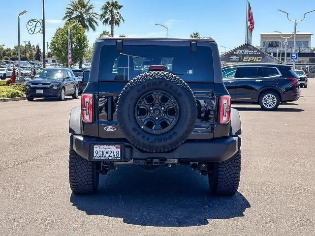 2023 Ford Bronco Wildtrak 4x4 photo 3