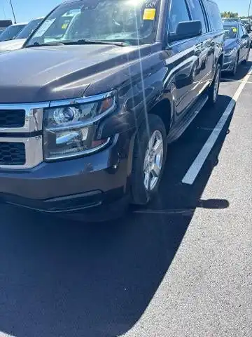 2016 Chevrolet Suburban 2WD 1500 LT's photo