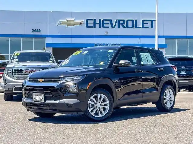 2023 Chevrolet Trailblazer LS's photo