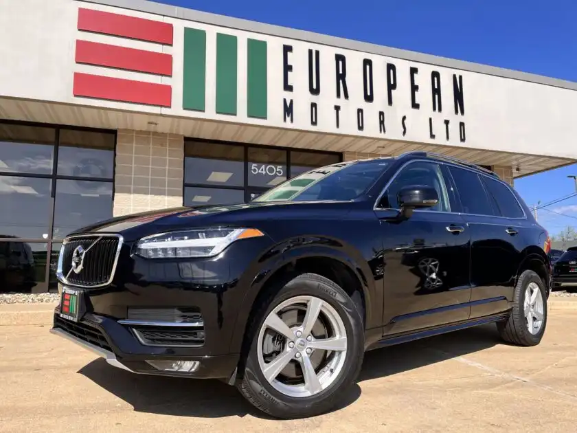 2019 Volvo XC90 T5 Momentum AWD's photo