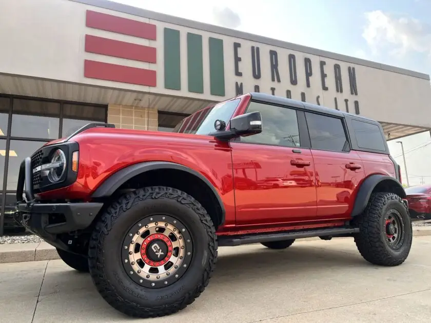 2021 Ford Bronco Wildtrak 4x4 photo 1
