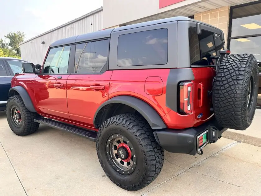 2021 Ford Bronco Wildtrak 4x4 photo 3