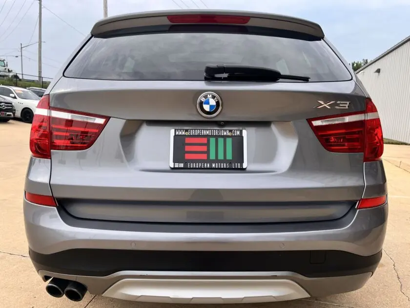 2016 BMW X3 xDrive28i xLine photo 4