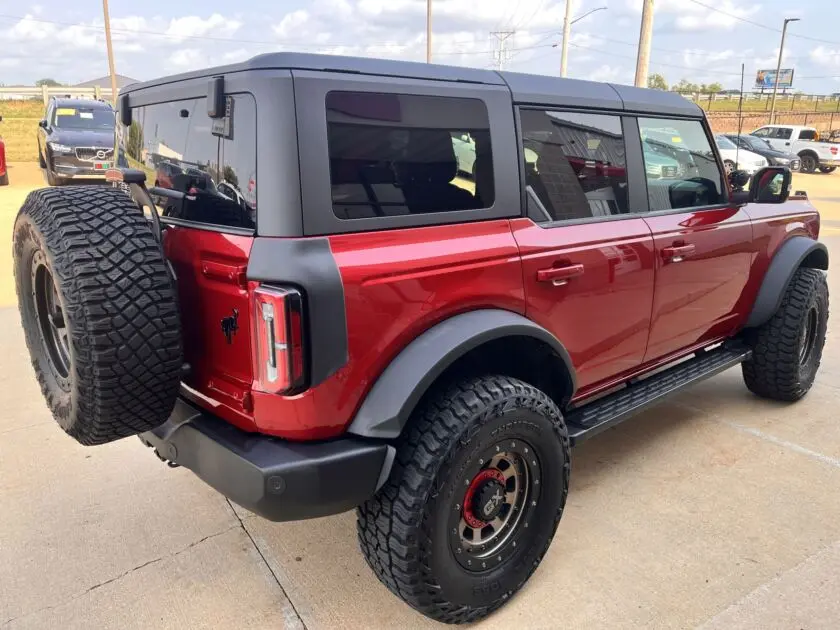 2021 Ford Bronco Wildtrak 4x4 photo 5