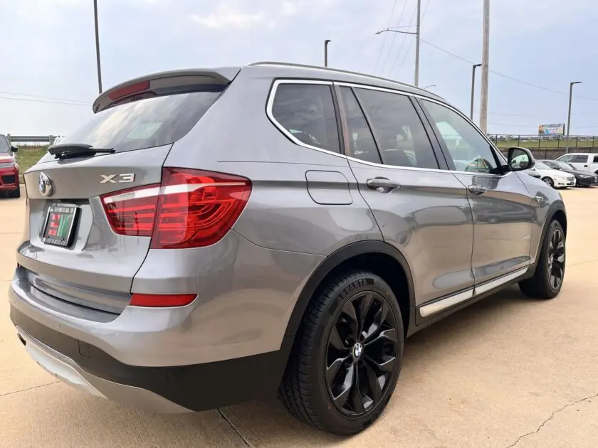 2016 BMW X3 xDrive28i xLine photo 5