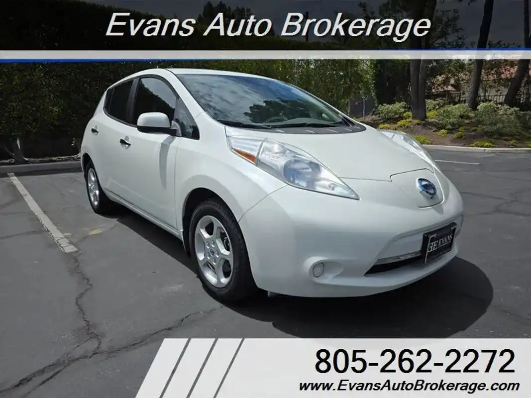 2013 Ford Focus 5 Door Hatch Titanium's photo