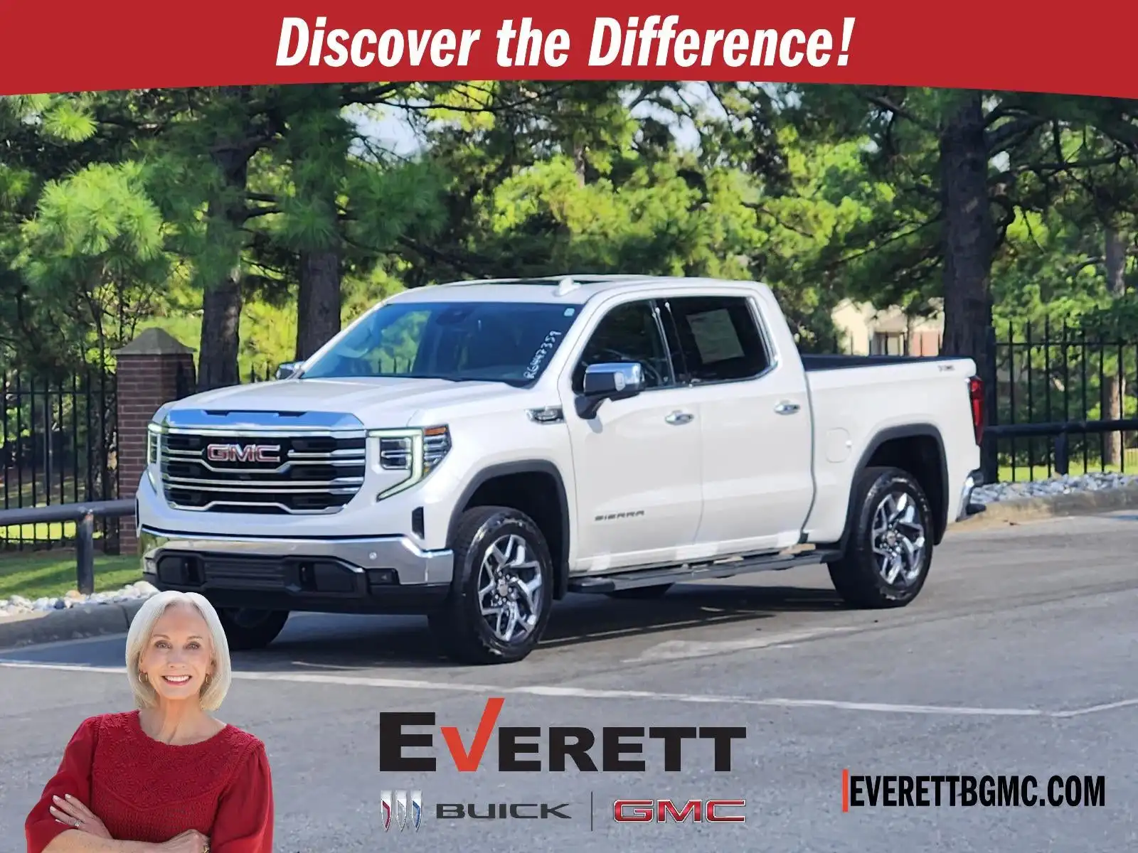 2024 GMC Sierra SLT 4WD Crew Cab Short Box's photo
