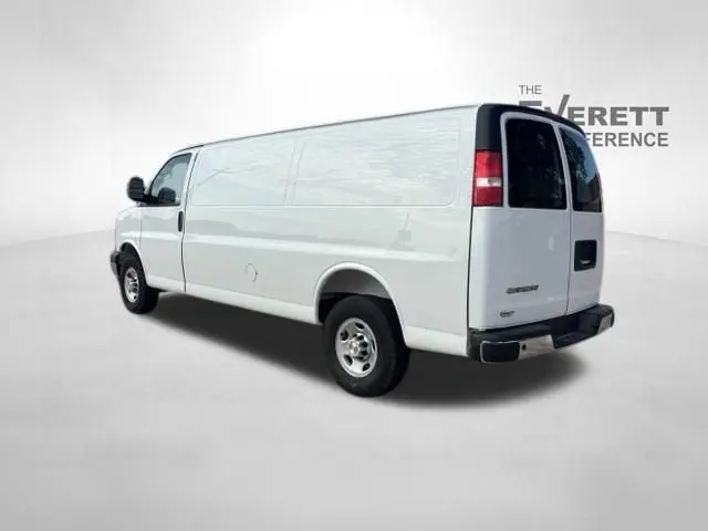 2026 Chevrolet Express Work Van 3500 Extended photo 5