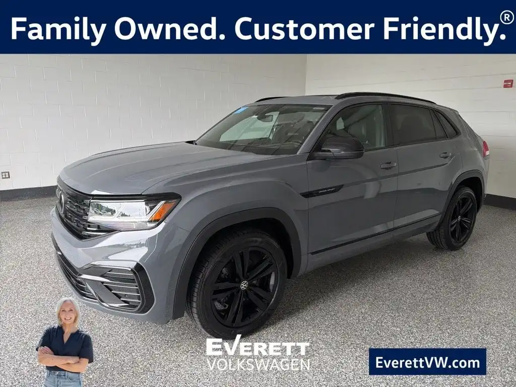 2023 Volkswagen Atlas Cross Sport 3.6L V6 SEL R-Line Black 4MOTION's photo
