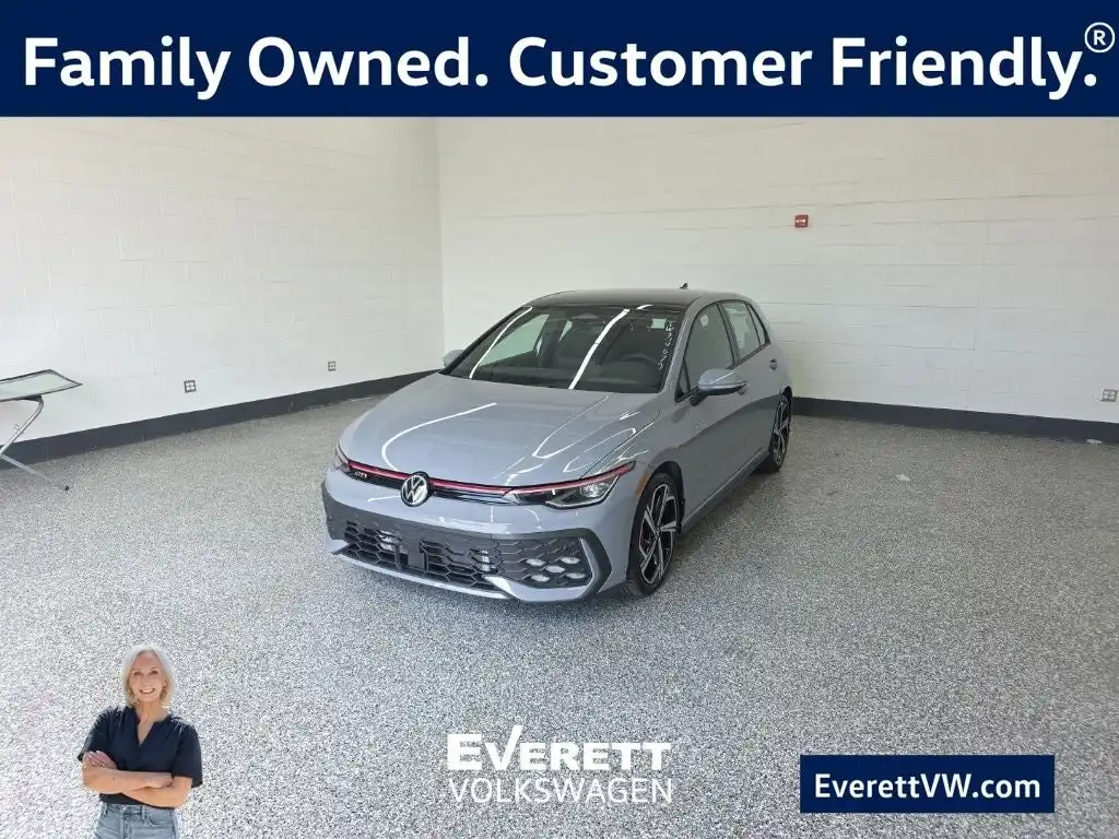 2026 Volkswagen Golf GTI 2.0T SE 4-door DSG's photo